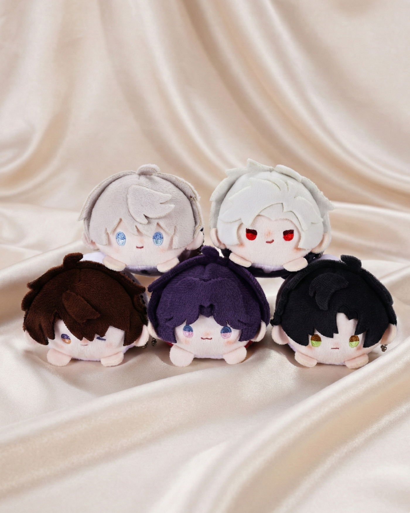 LADS – 10 cm (4 in) Donut Plush Doll · Xavier