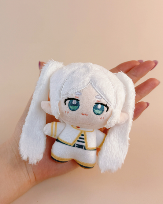 Frieren – 10 cm (4 in) Classic Frieren Plush Doll