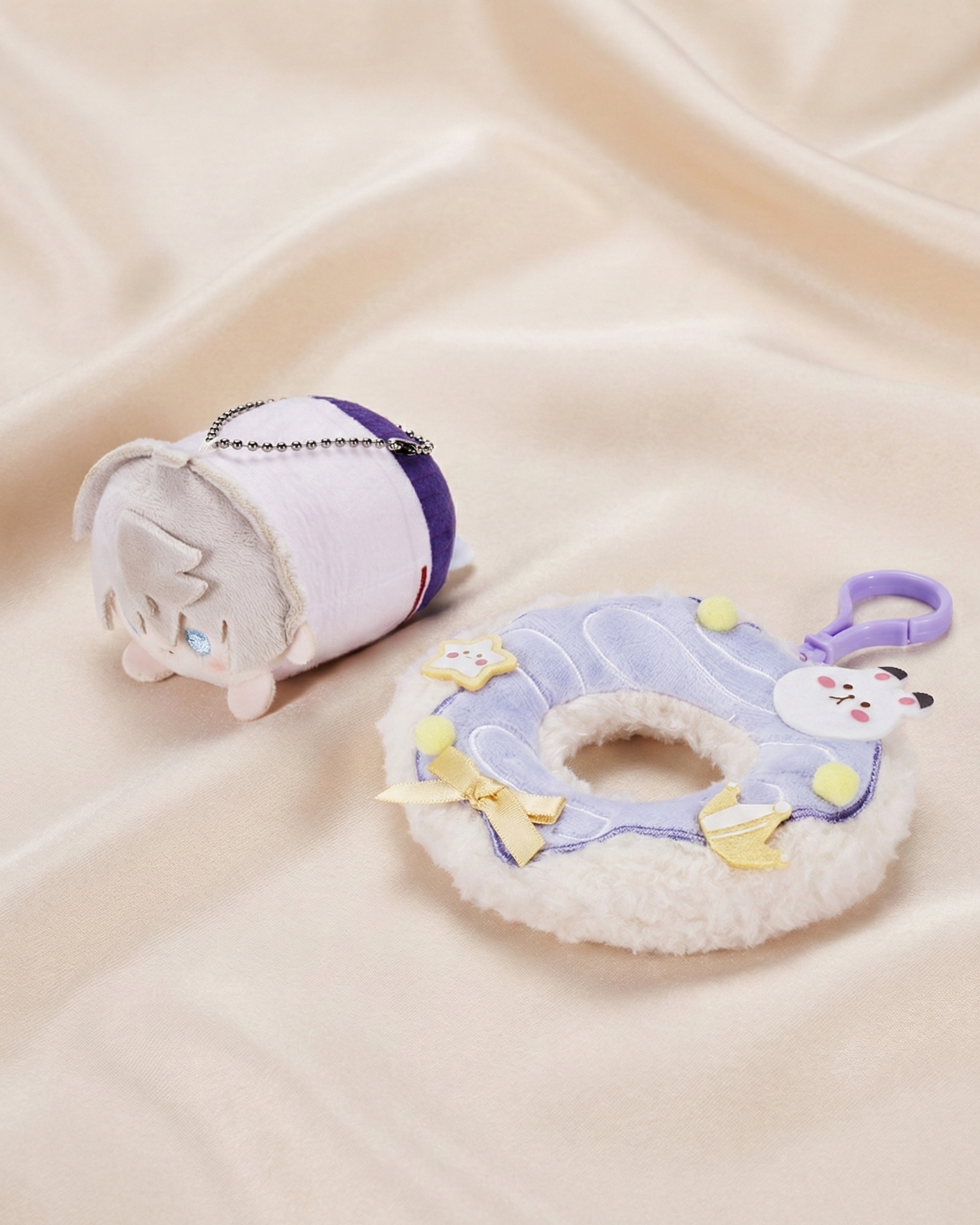 LADS – 10 cm (4 in) Donut Plush Doll · Xavier