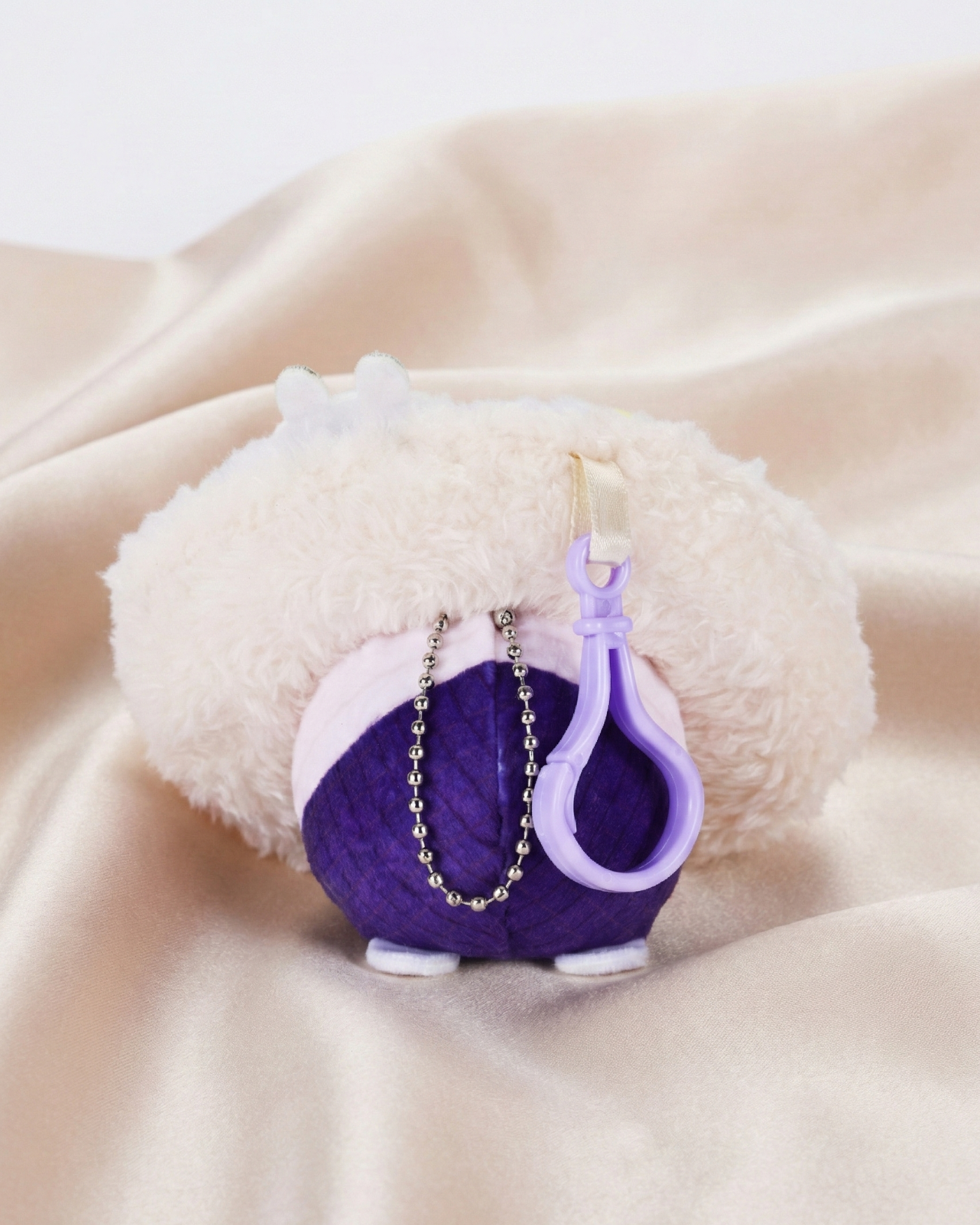 LADS – 10 cm (4 in) Donut Plush Doll · Xavier