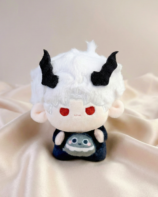 LADS – 10 cm (4 in) Little Grab Plush Doll · Sylus