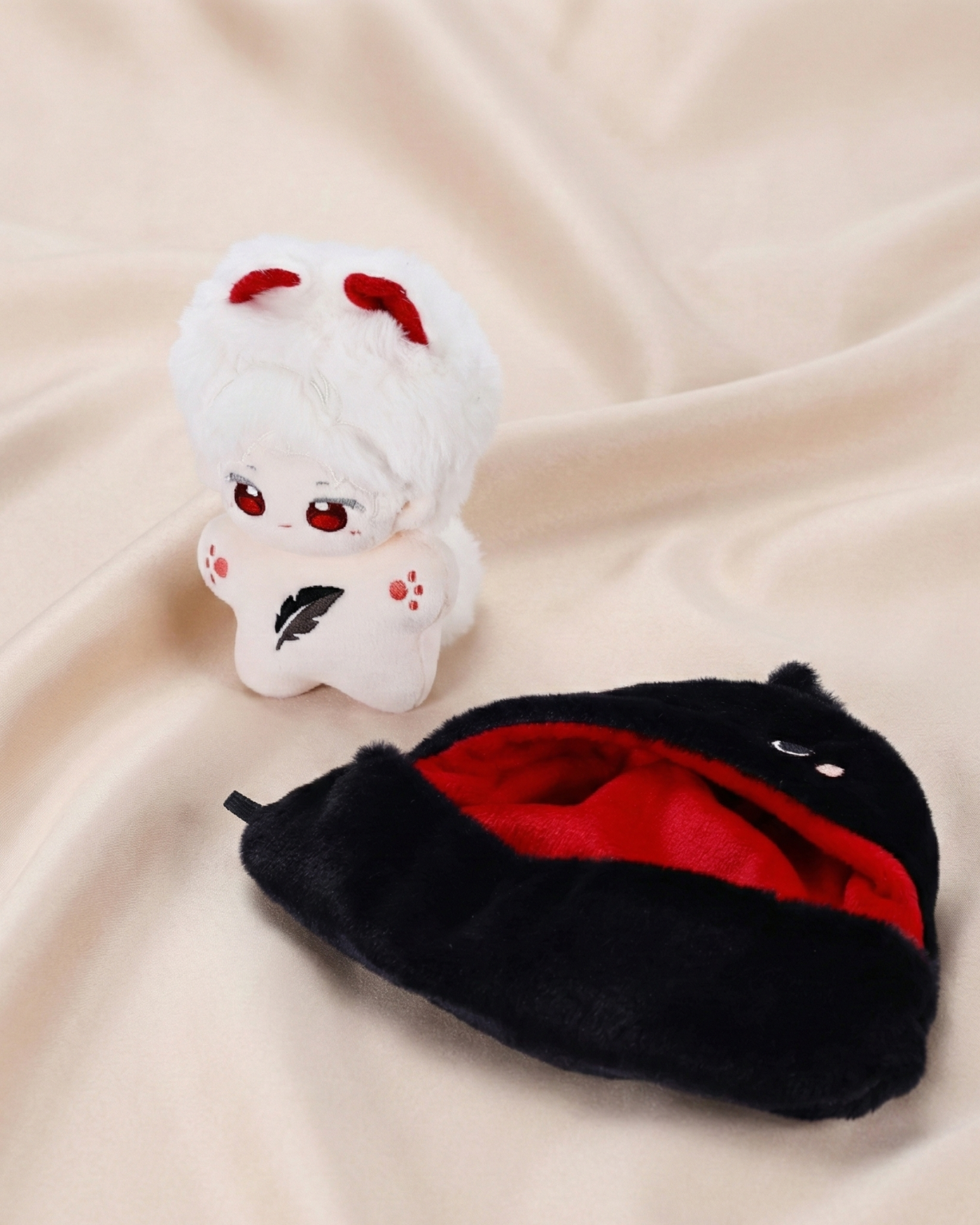 LADS – 10 cm (4 in) Swaddle Plush Doll · Sylus