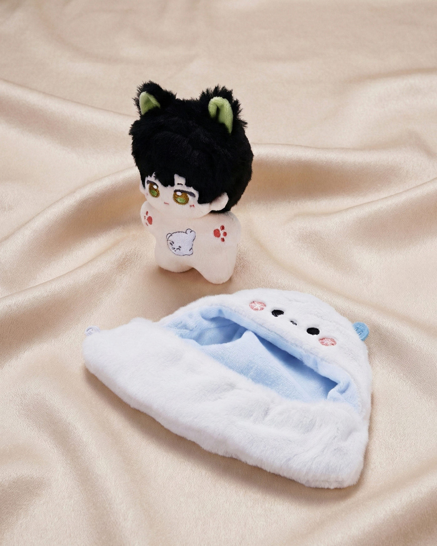 LADS – 10 cm (4 in) Swaddle Plush Doll · Zayne