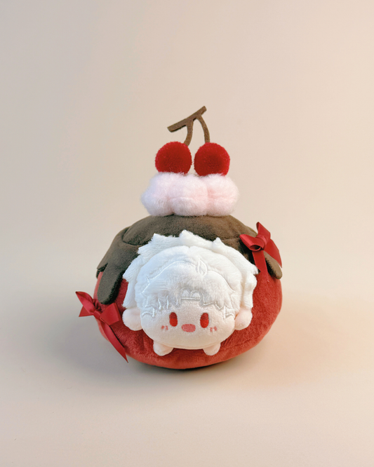 LADS – 15 cm (6 in) Foodie Plush Doll · Sylus (Cherry Cake)