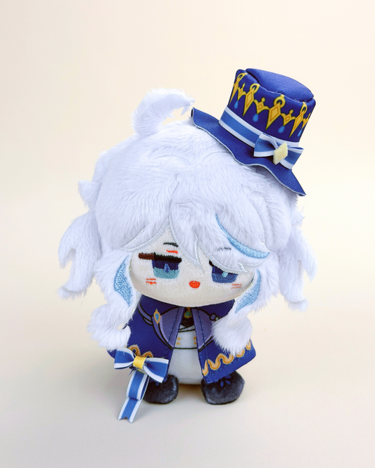 Genshin - 10 cm (4 in) Original Outfit Plush Doll · Furina